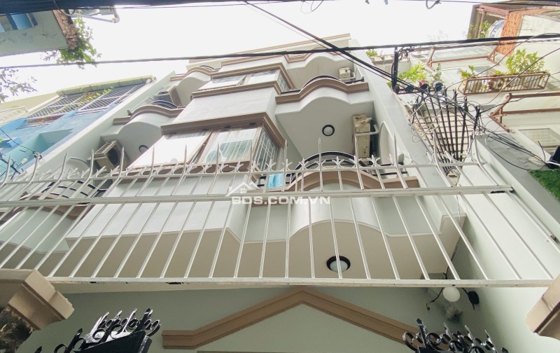 Nhà như Biệt thự, 20m Mặt Tiền Nguyễn Trọng Tuyển P.1 Tân Bình 87m2 4Tầng 4PN. Chỉ 12.8 tỷ còn TL với Chủ